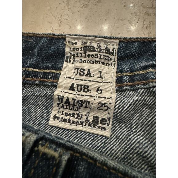 Volcom Womens Static Straight New Size 1 Waist 25 Distressed Rare Medium Wash - Picture 5 of 6